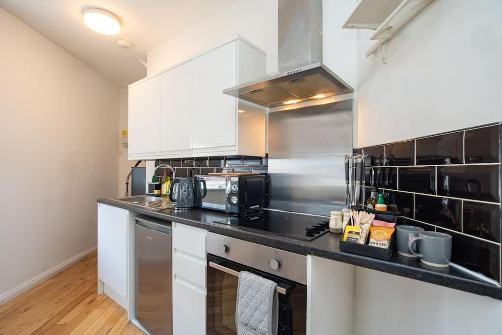 Watford Central Serviced Apartments 2 Dış mekan fotoğraf