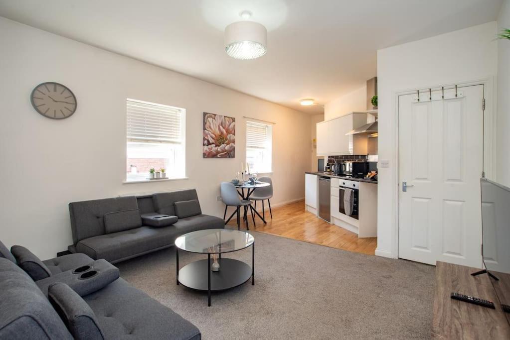Watford Central Serviced Apartments 2 Dış mekan fotoğraf