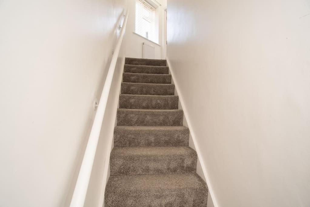 Watford Central Serviced Apartments 2 Dış mekan fotoğraf