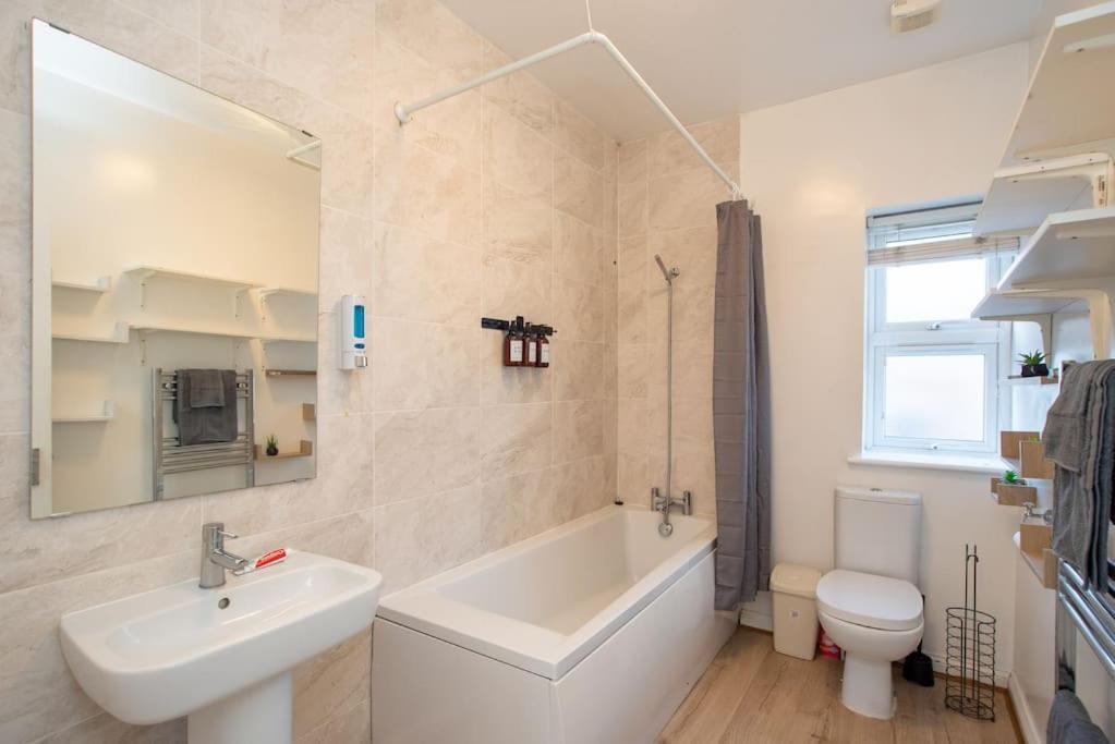 Watford Central Serviced Apartments 2 Dış mekan fotoğraf