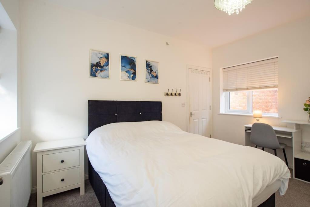Watford Central Serviced Apartments 2 Dış mekan fotoğraf