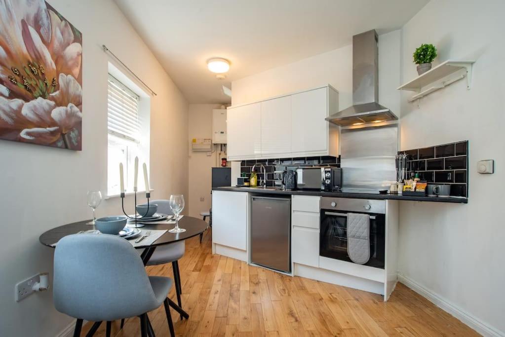 Watford Central Serviced Apartments 2 Dış mekan fotoğraf